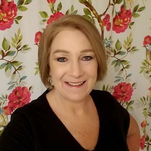 Meet your Posher, Cathy